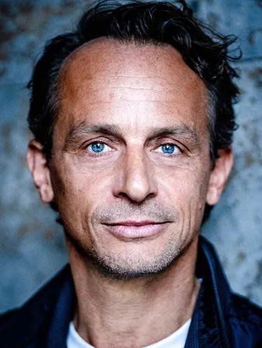 Porträt: Tobias Schulze