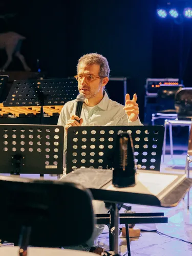 Impression 1. Blaues Konzert