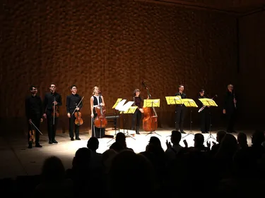 Impression 1. Blaues Konzert