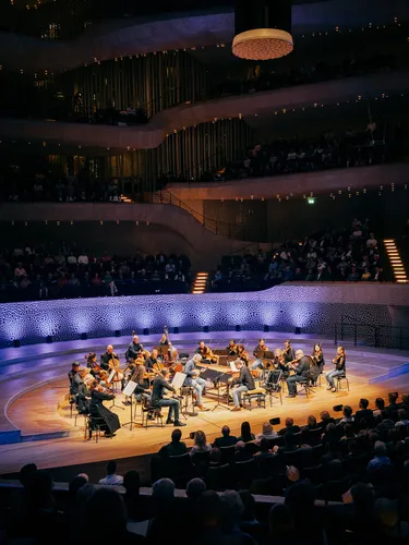 Impression 3. Blaues Konzert