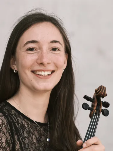 Porträt: Lea van Delft