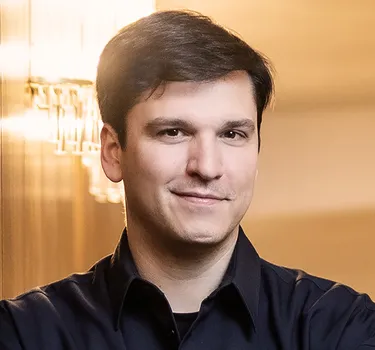 Demis Volpi