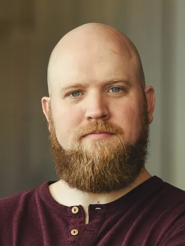 Porträt: Eric Jurenas