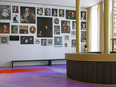 Parkettfoyer: Gallery Wall