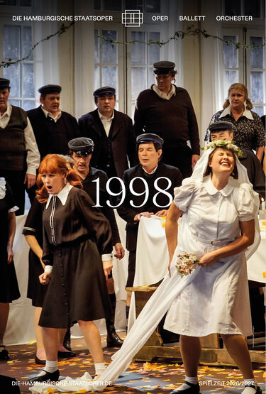 Am 18. Januar 1998 feierte Richard Wagners Oper „Lohengrin“ in der Inszenierung von Peter Konwitschny und in der Ausstattung von Helmut Brade an der Staatsoper Premiere.