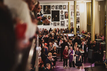 Publikum der Housewarming Late Night